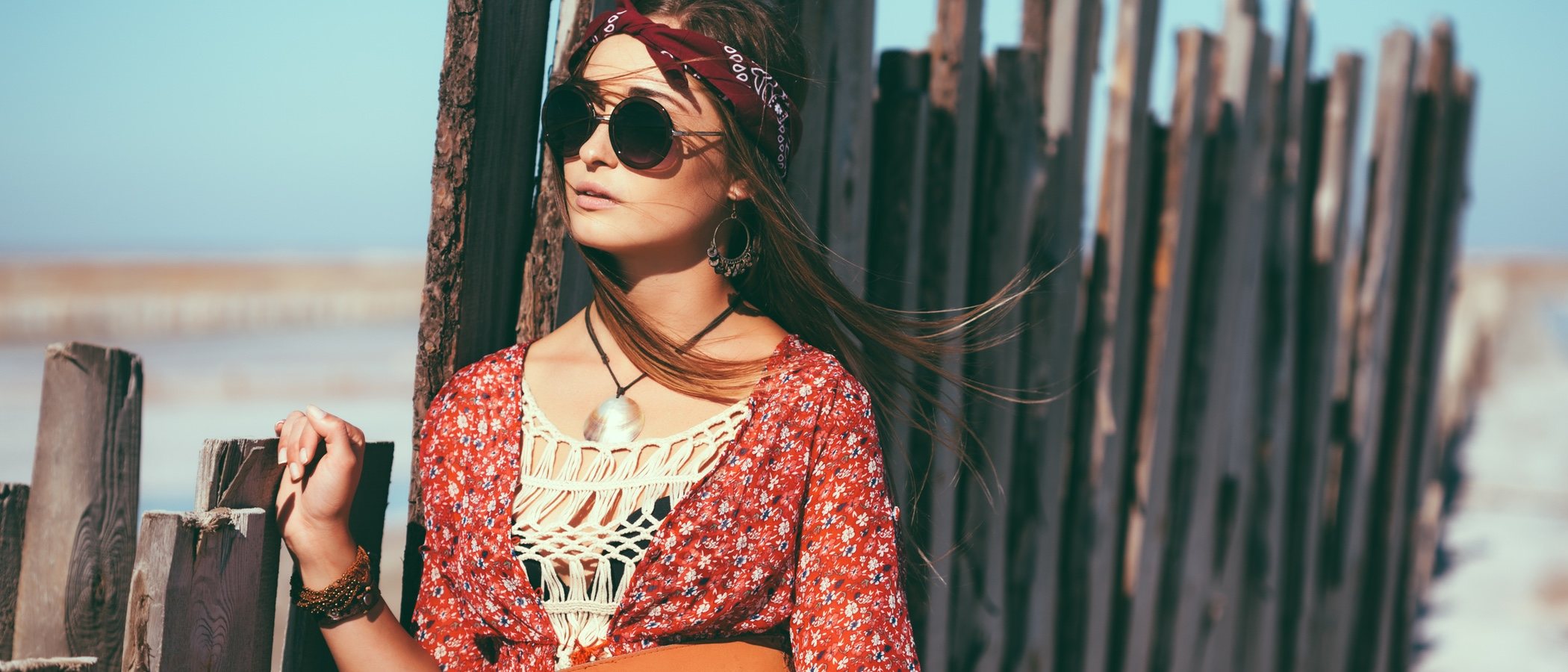 Cómo lucir looks boho-chic con estilo