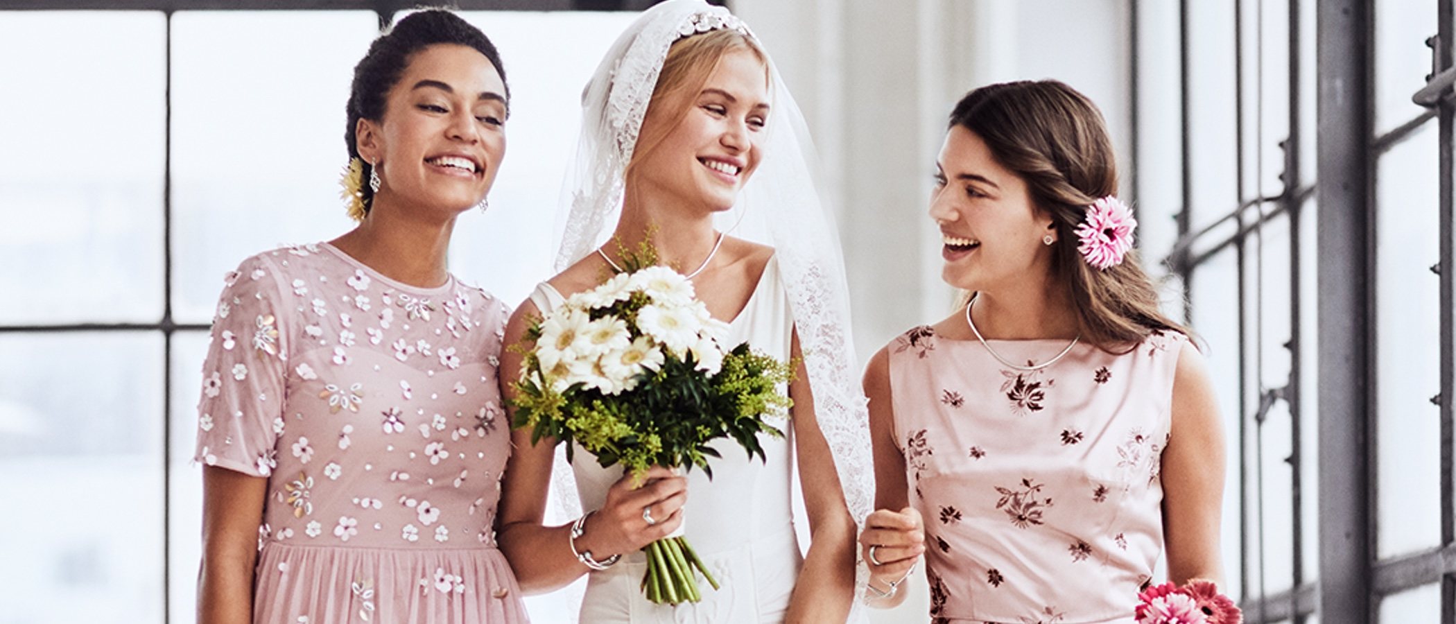 Pandora presenta una colección de joyas especial para bodas
