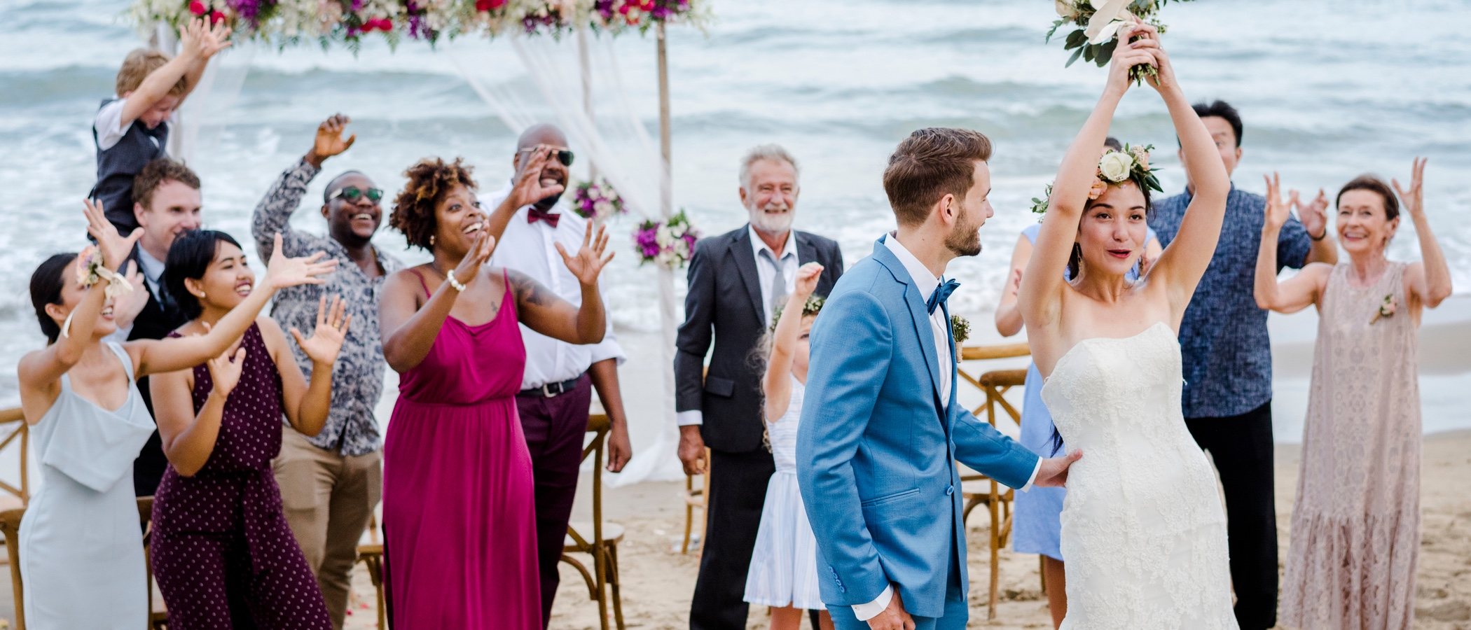 Cómo vestirse para ir a una boda en la playa