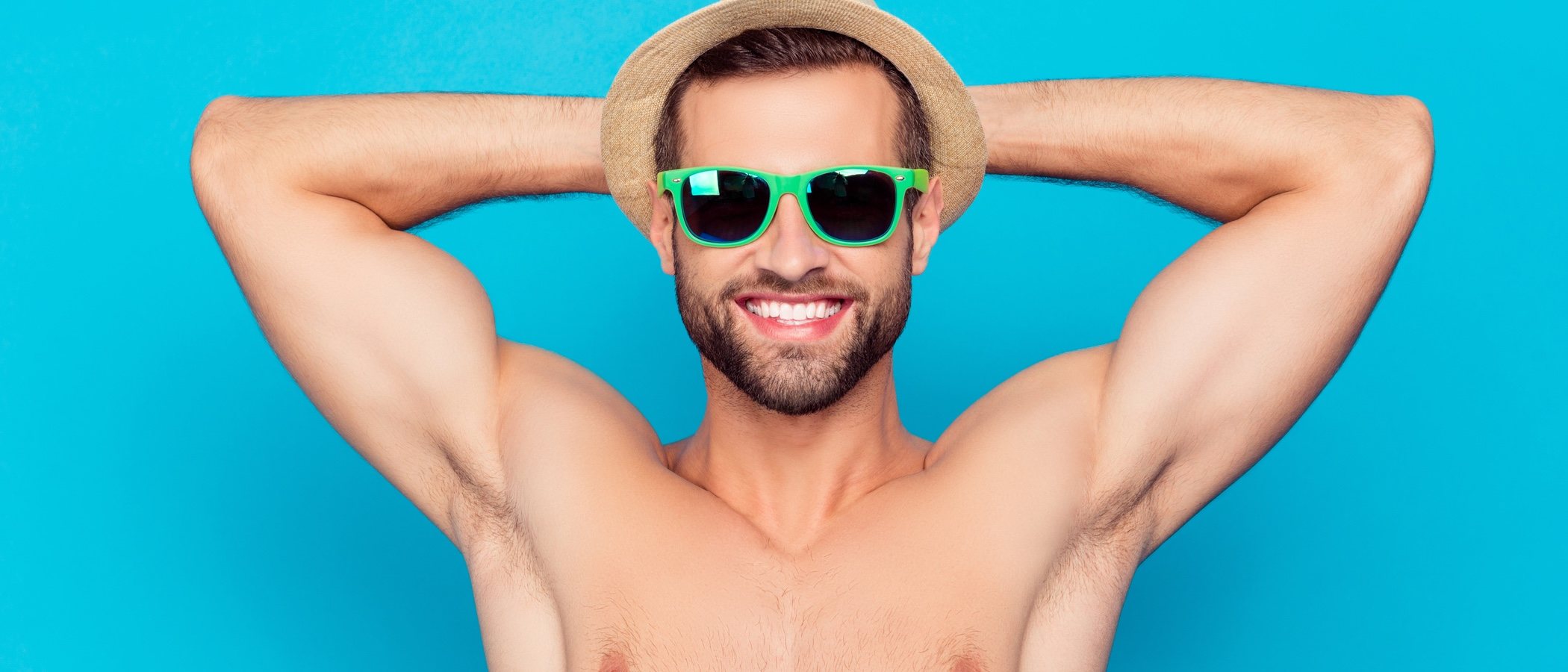 Cómo vestirse para ir a la playa: Guía masculina