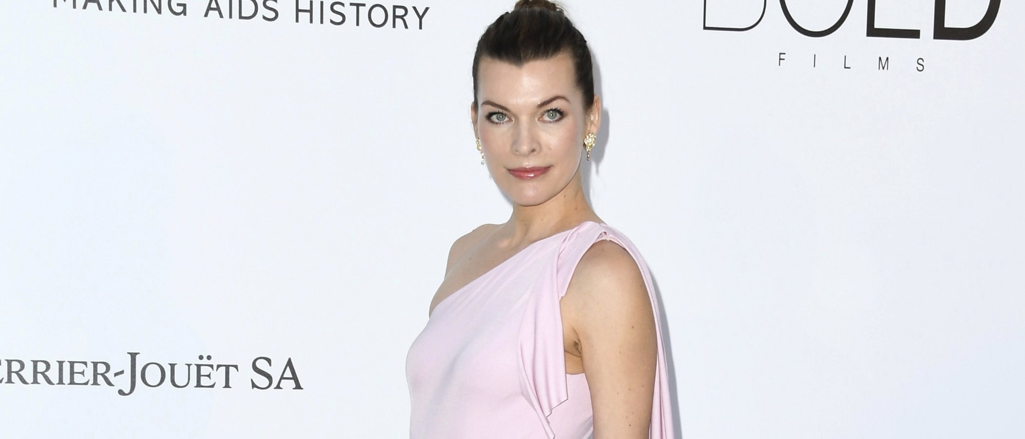 Kenzo ficha a Milla Jovovich como su nueva musa para otoño/invierno 2018/2019