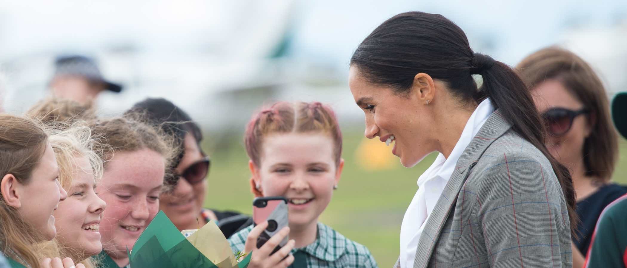 Meghan Markle, la mejor embajadora de la colección de moda de Serena Williams