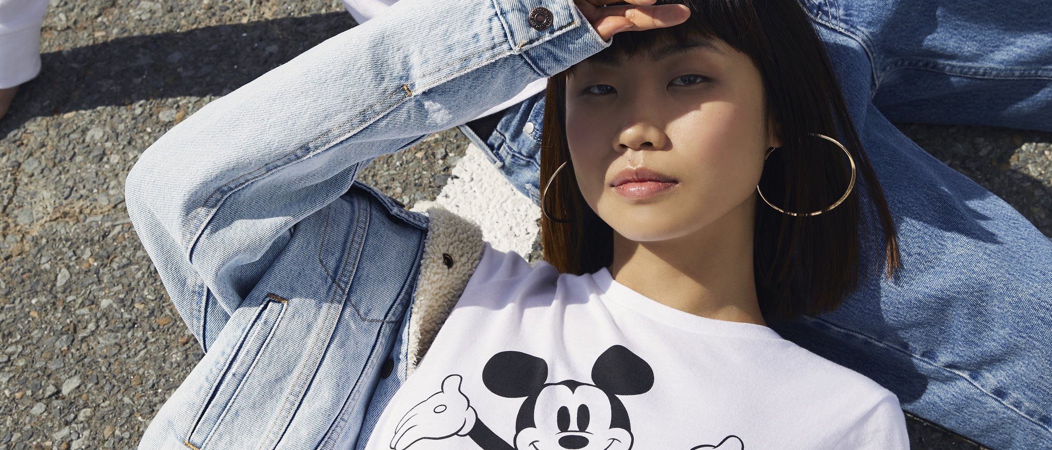 Levi's rinde homenaje a Mickey Mouse por su 90 cumpleaños