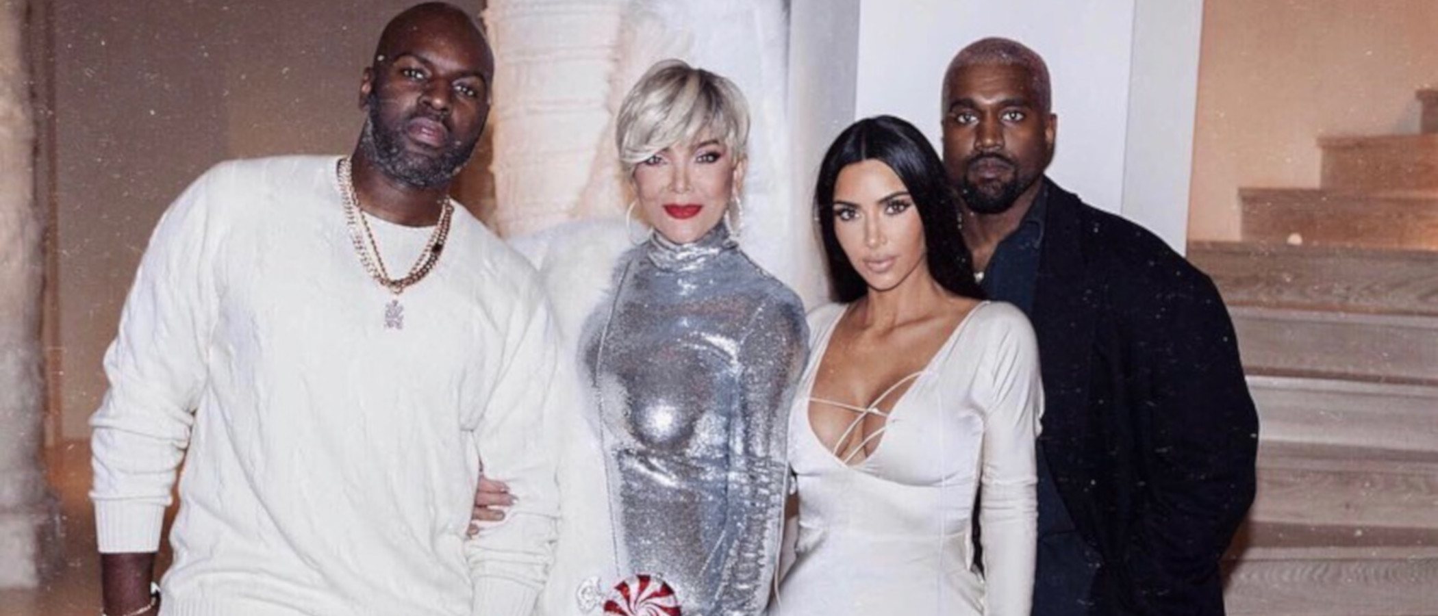 La camiseta de 5.000 dólares con la que los Kardashian-West sorprendieron a sus invitados en Navidad
