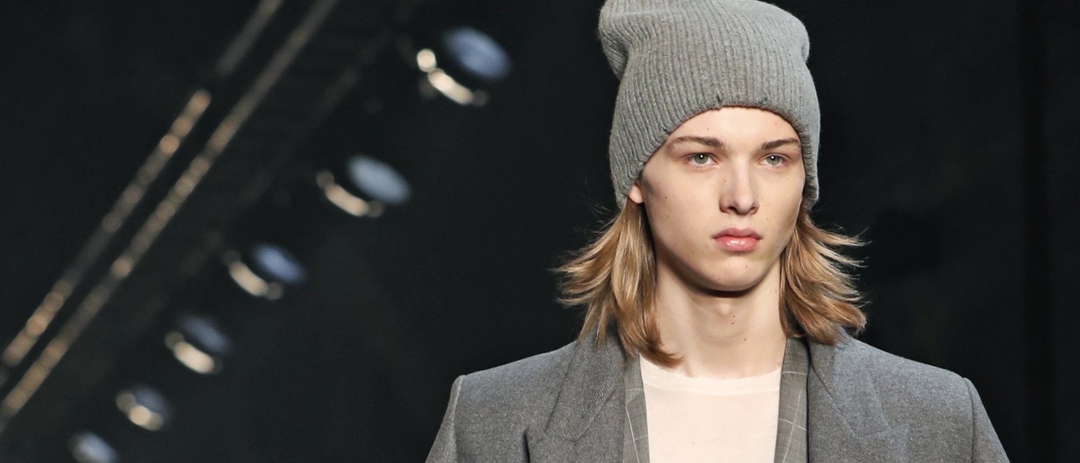 Gafas, gorros y pajaritas: Los auténticos protagonistas del desfile de Zadig&Voltaire O/I 2019/2020