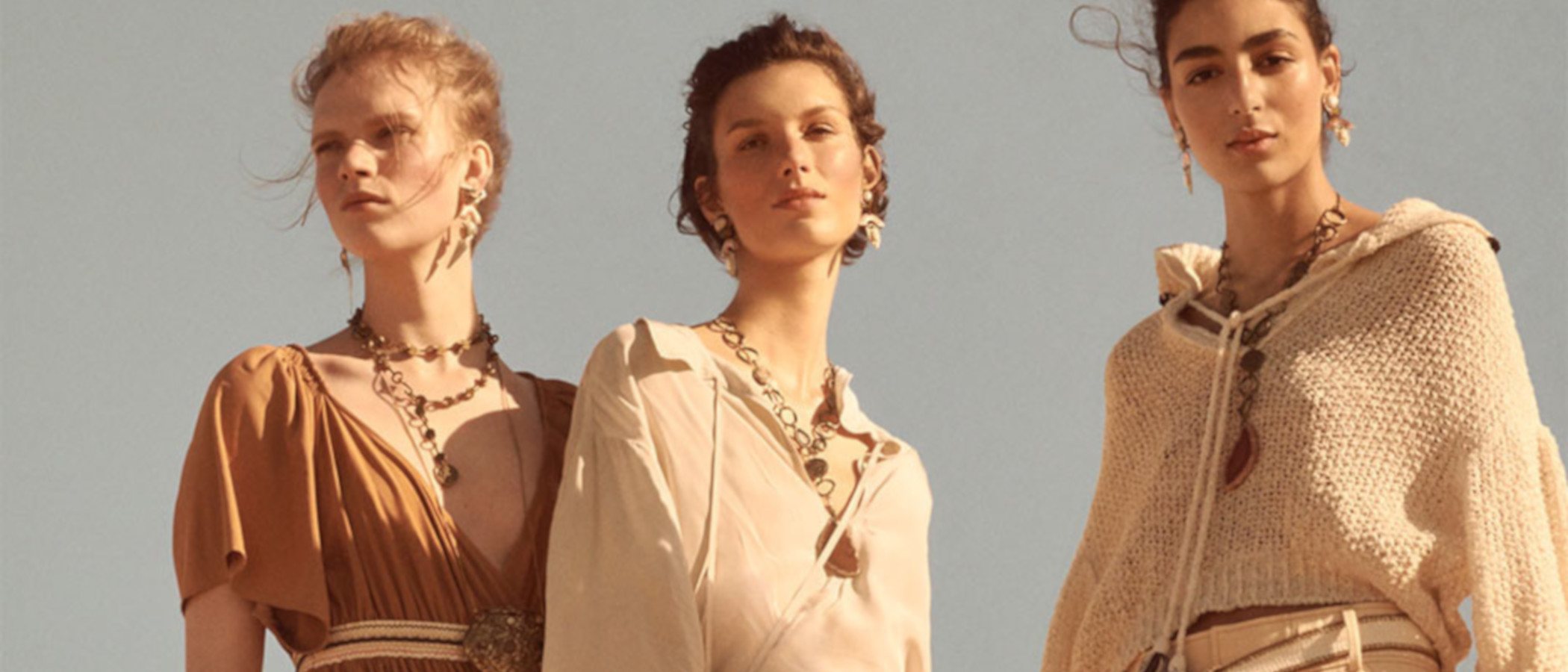 Ponchos, casacas y azulejos, así es la nueva colección Studio de Zara