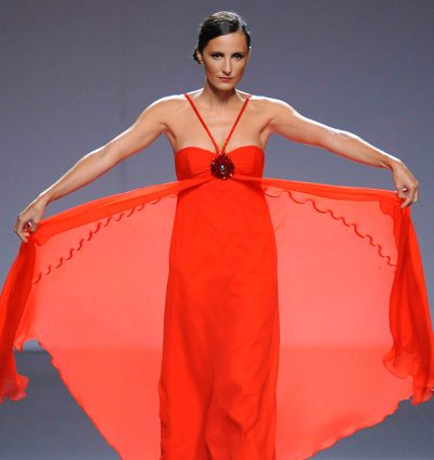 Emotivo reencuentro con la esencia de Elio Berhanyer en Fashion Week Madrid