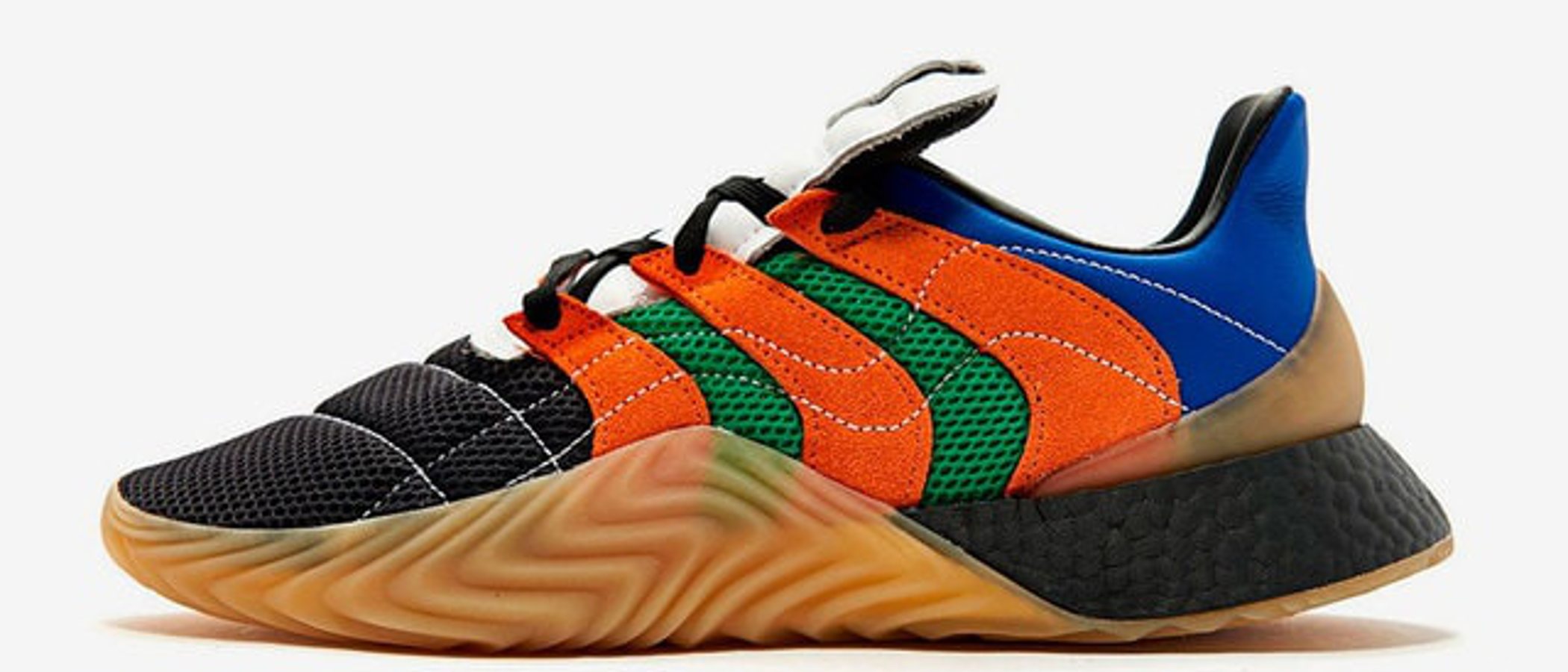 Adidas y Sivasdescalzo diseñan unas zapatillas inspiradas en el mundial de fútbol de España 82