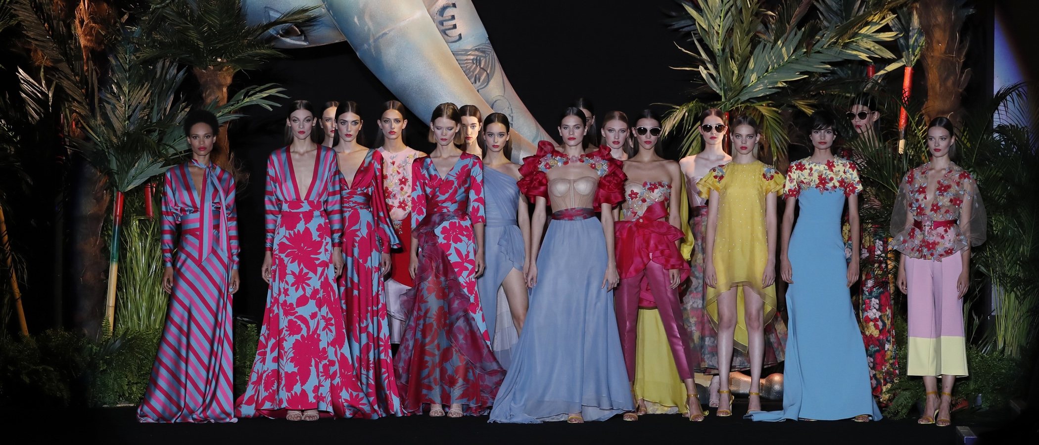 Hannibal Laguna representa la fotosíntesis de la moda en su nueva colección para la MBFWMadrid