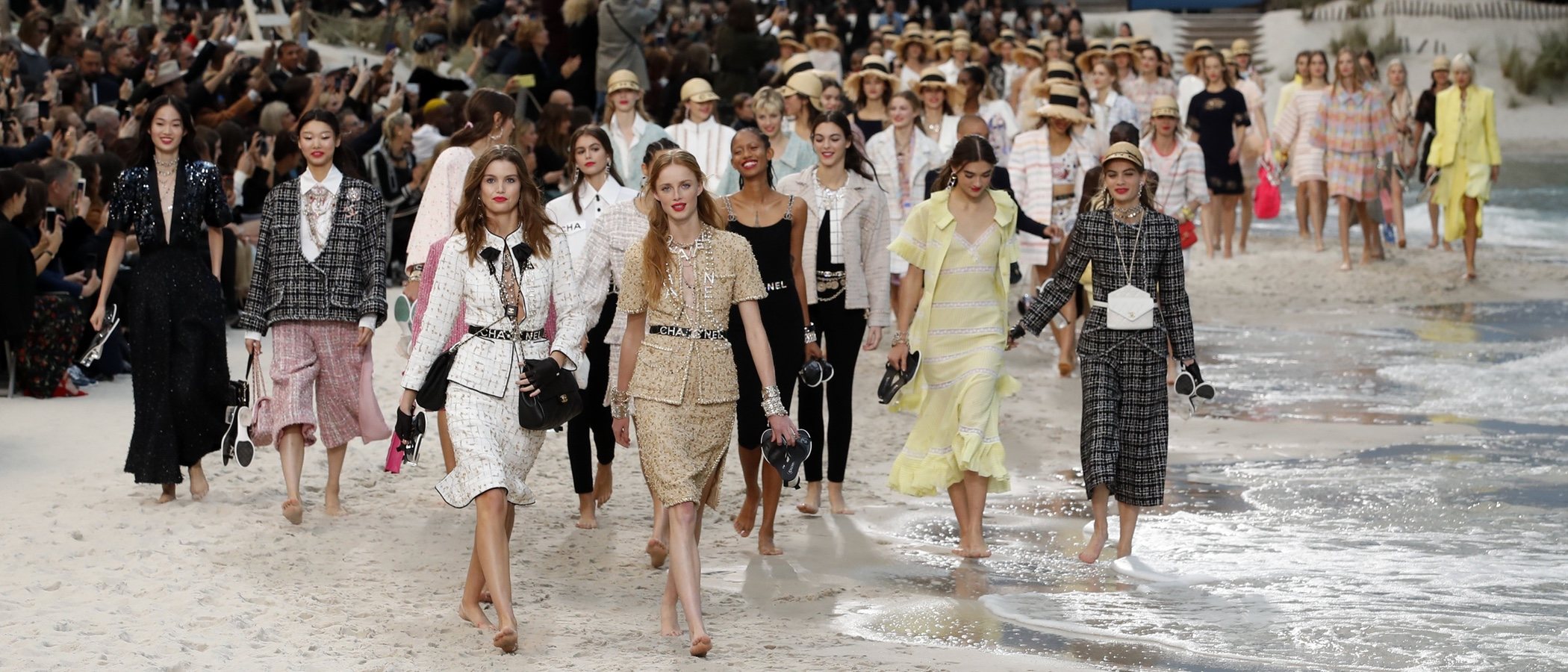 Chanel no se pilla los dedos y crea el puesto de "Responsable en inclusión y diversidad"
