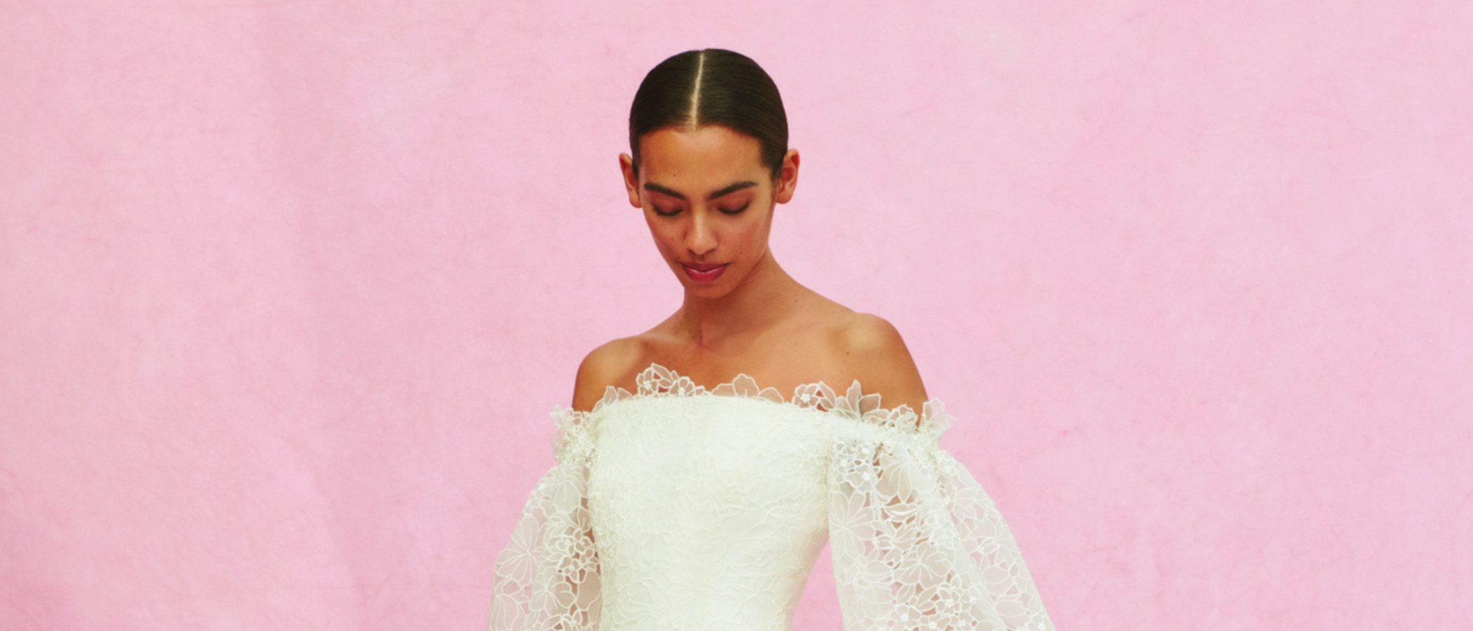 Carolina Herrera apuesta por la novia tradicional en su colección otoño 2020