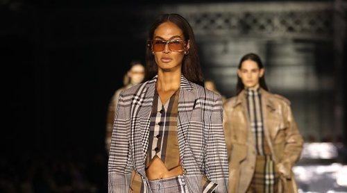 Burberry otoño/invierno 2020-2021: elegancia ecuestre y estampado de cuadros Haymarket Check