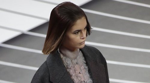 Muccia Prada rinde homenaje a la mujer trabajadora en su colección otoño/invierno 2020-2021
