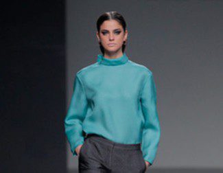 Ángel Schlesser propone el minimalismo para el otoño/invierno 2013/2014 en Madrid Fashion Week