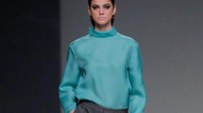Ángel Schlesser propone el minimalismo para el otoño/invierno 2013/2014 en Madrid Fashion Week