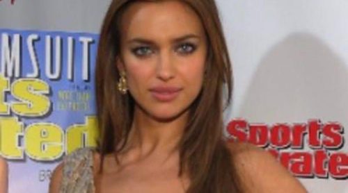 El estilo de Irina Shayk: exuberante de gala y sencilla de día
