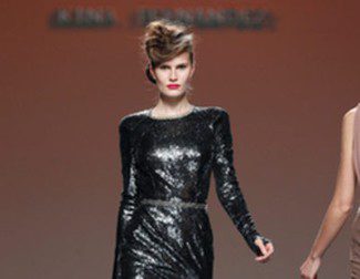 El punto cálido para la mujer urbanita llega con Kina Fernández en la Madrid Fashion Week