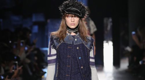 Desigual sube a la New York Fashion Week el estilo punk y retro de su otoño/invierno 2017/2018