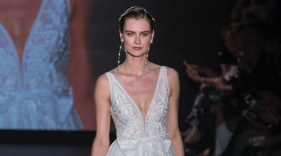 La sencillez inunda la Barcelona Bridal Fashion Week 2018 con el desfile de Rosa Clará