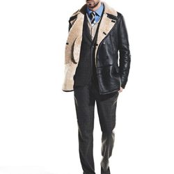 Gerard Piqué con chaqueta de piel y traje para la colección otoño-invierno 2011 de H.E. by Mango