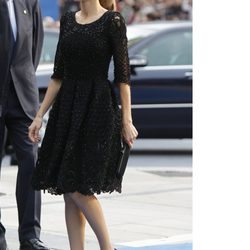 El estilismo de Doña Letizia en la entrega de Premios Príncipe de Asturias 2010
