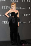 Look de Adriana Avenia en los Premios T de Moda de Telva 2011