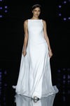 Irina Shayk con un vestido clásico de la colección 'Atelier 2017' de Pronovias