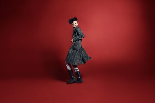 Abrigo largo de cuadros de Esprit colección otoño/invierno 2016/2017