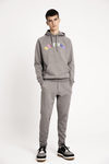 Pantalón y sudadera de color gris de David Delfín otoño/invierno 2016/2017