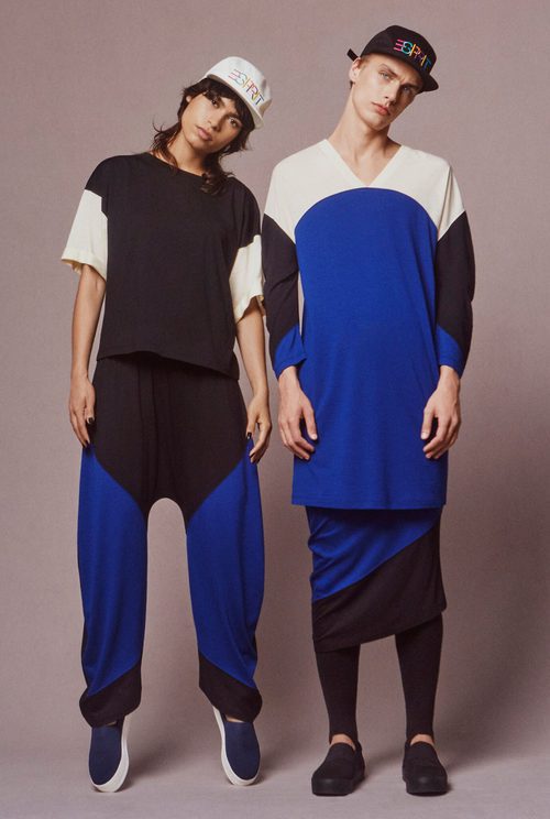 Camisetas de estampado geométrico de Esprit y Opening Ceremony otoño/invierno 2016/2017