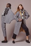 Abrigo y chaqueta de cuadros de Esprit y Opening Ceremony otoño/invierno 2016/2017