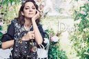 Marion Cotillard con un bolso negro de la colección Lady 2017 de Dior