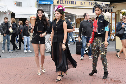 Sonia Ben Ammar, Thylane Blondeau y Zendaya para la primavera/verano 2017 de Dolce & Gabbana