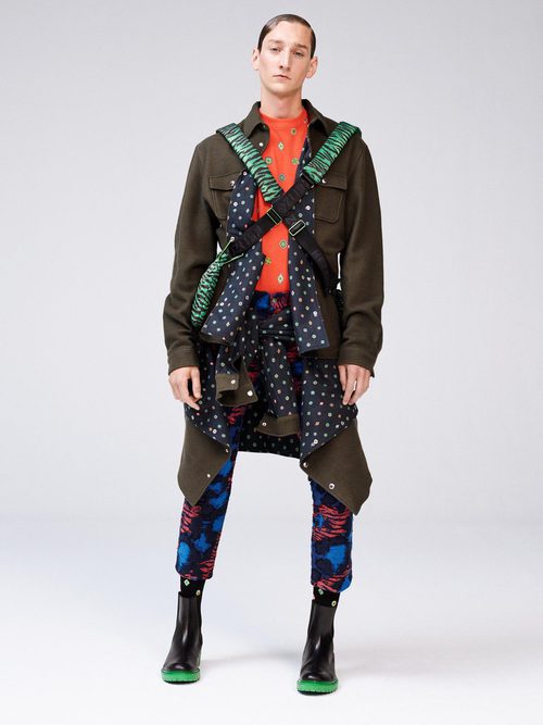 Chaqueta estilo militar de la colección 'Kenzo x H&M'