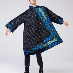 Maxiabrigo de varios estampados de la colección 'Kenzo x H&M'