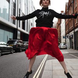 Karen Elson en la campaña 'Christmas Jumper Day' de Save The Children