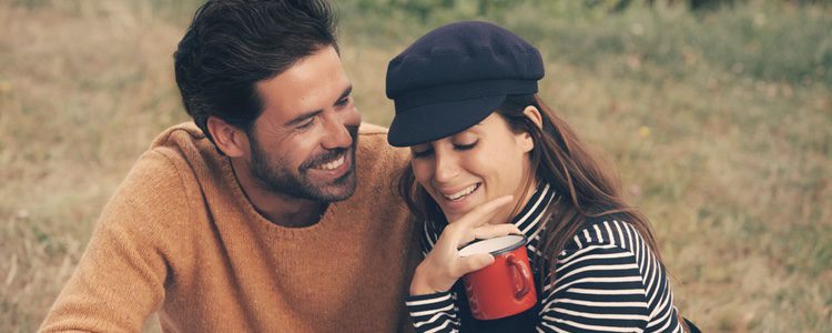 Gala González y Miguel Carrizo posando para Esprit otoño/invierno 2016/2017