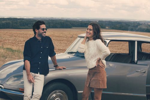 Gala González y Miguel Carrizo con prendas de la colección otoño/invierno 2016/2017 de Esprit