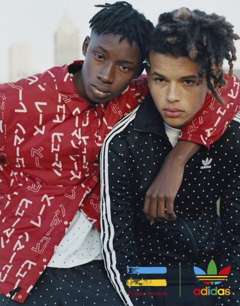 Chaquetas roja y negra de la colección de Adidas y Pharrell Williams