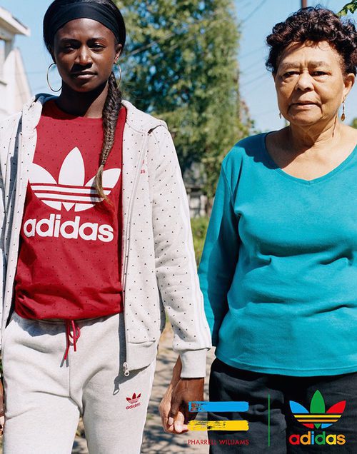 Sudadera roja de la colección de Adidas con Pharrell Williams