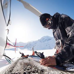 Prendas y accesorios de la colección snow de Quiksilver otoño/invierno 2016/2017