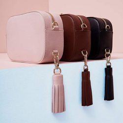 Bolsos rosa, burdeos y negro de la nueva firma Pop & Suki