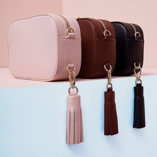 Bolsos rosa, burdeos y negro de la nueva firma Pop & Suki
