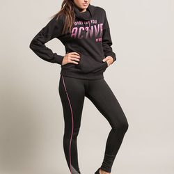 Sudadera negra de la colección otoño/invierno 2016/2017 de Inside