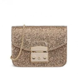Bolso de purpurina dorada de Furla colección Navidad 2016