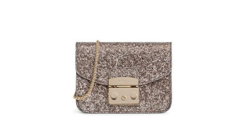 Bolso de mano plateado de Furla colección Navidad 2016
