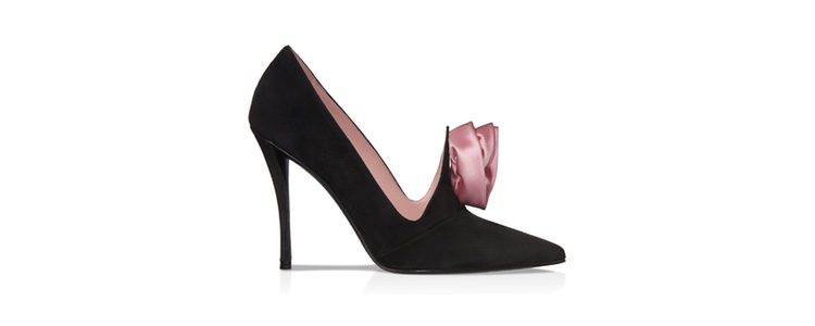 Zapatos de tacón negros y rosas de Roger Vivier colección Navidad 2016