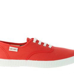 Zapatillas color melocotón de Victoria primavera/verano 2017