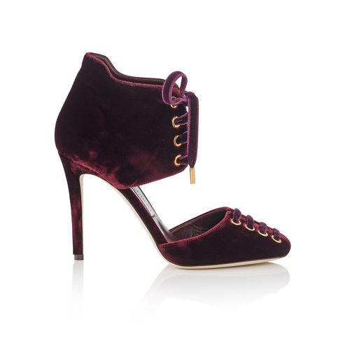 Sandalias de tacón de terciopelo burdeos de Jimmy Choo para Navidad 2016