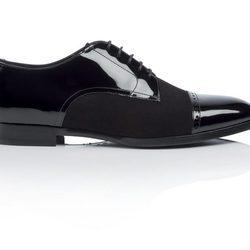 Zapatos negros de terciopelo y charol de Jimmy Choo para Navidad 2016